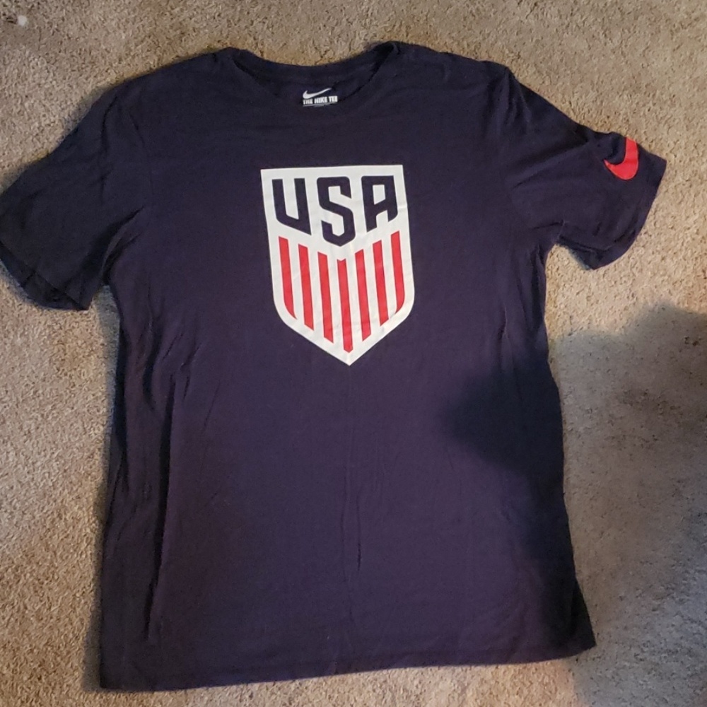 Nike usa tshirt